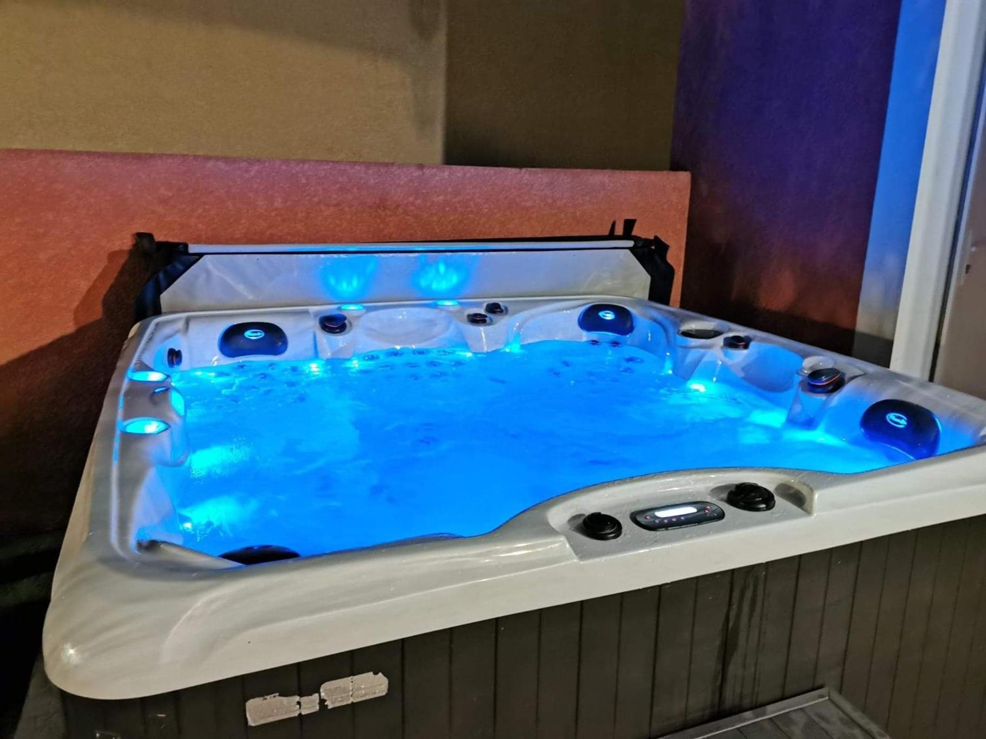 Villa Elegante A Carcassonne Avec Jardin Et Jacuzzi Εξωτερικό φωτογραφία