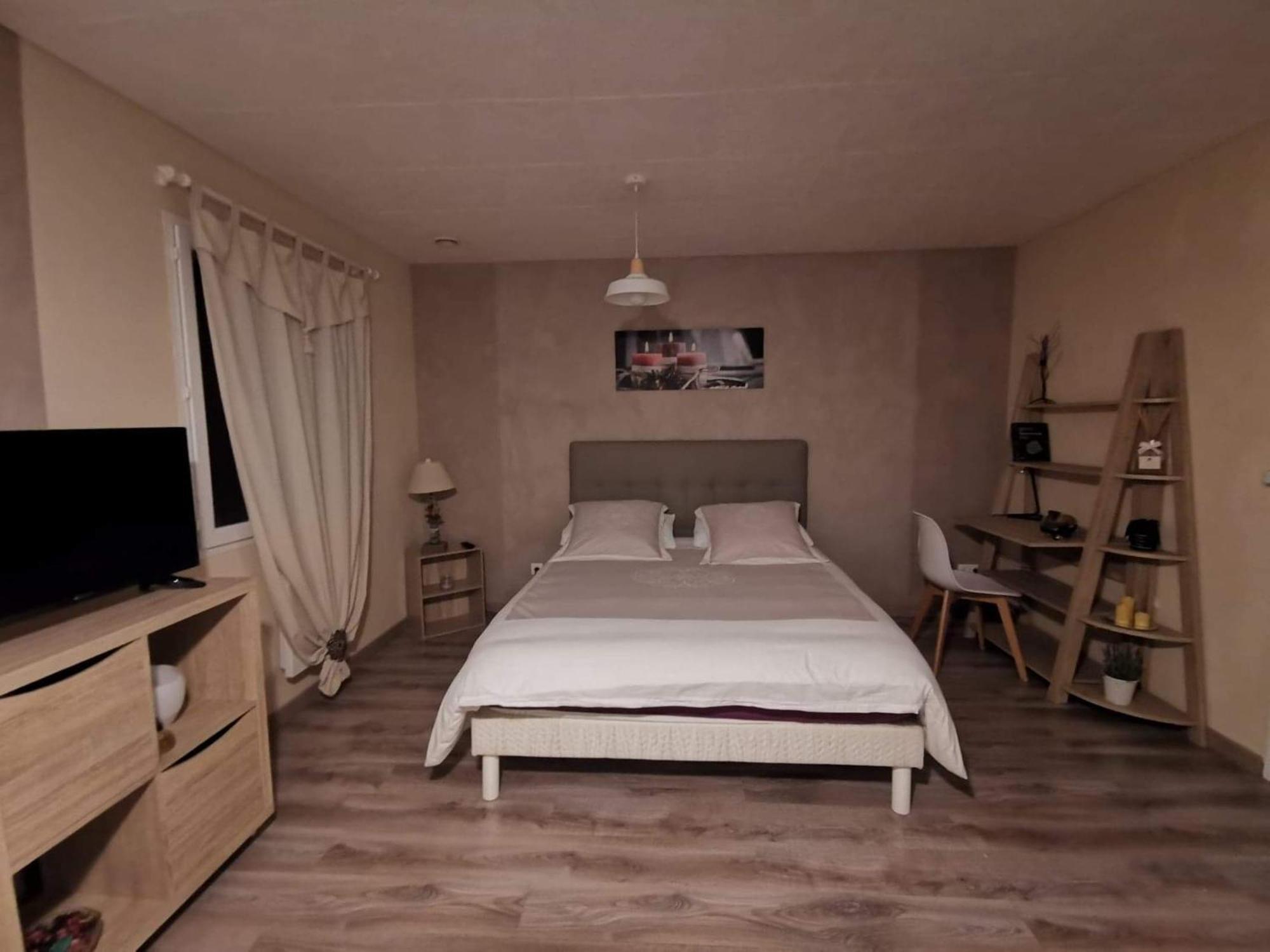 Villa Elegante A Carcassonne Avec Jardin Et Jacuzzi Εξωτερικό φωτογραφία